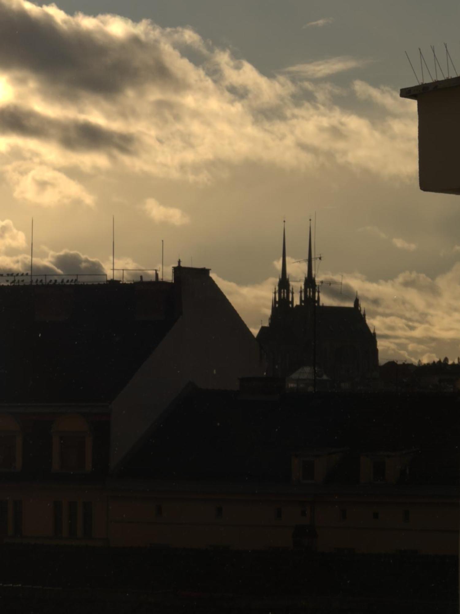Haas Apartments Downtown With Parking Brno Exteriör bild