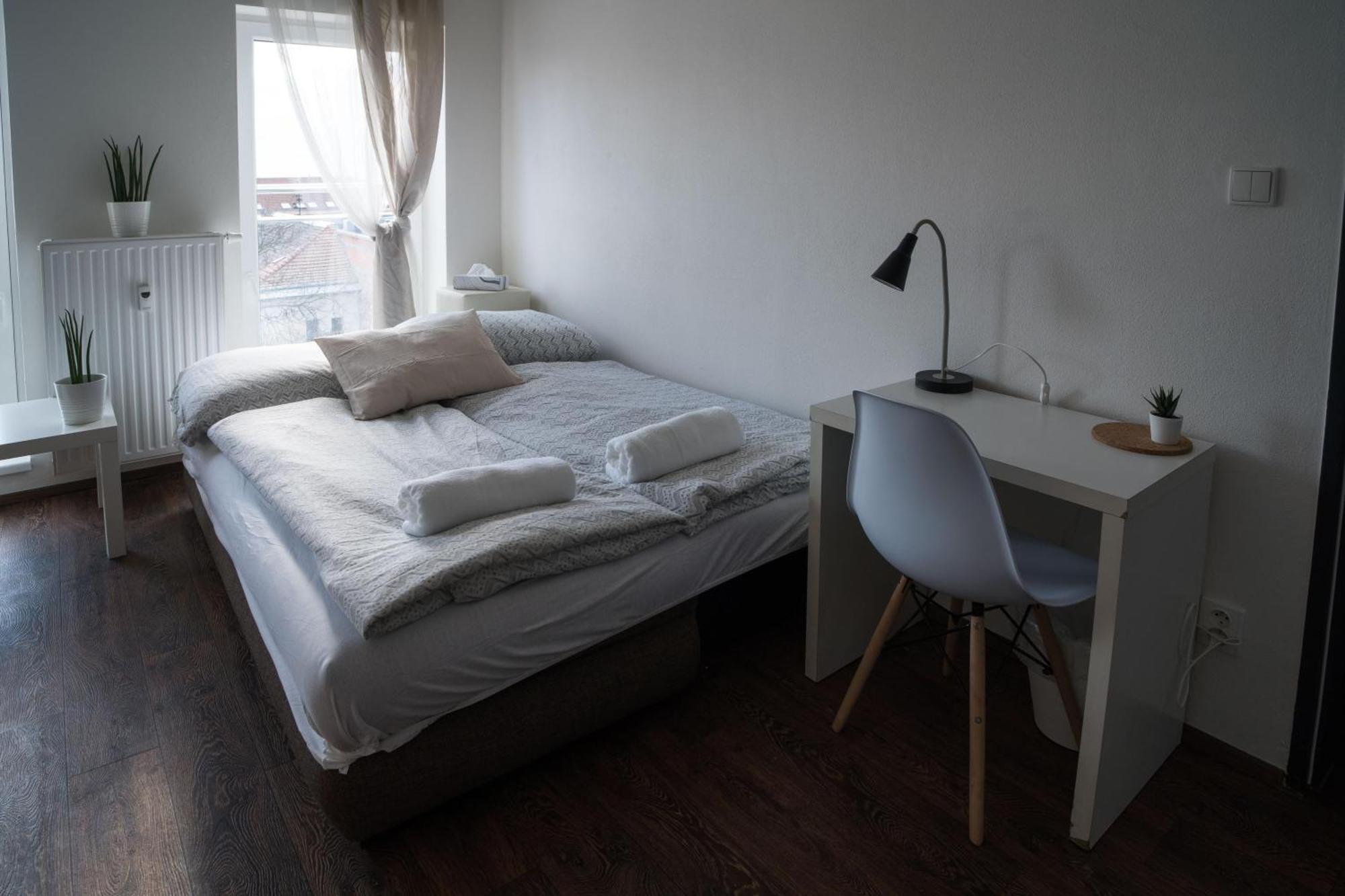 Haas Apartments Downtown With Parking Brno Rum bild