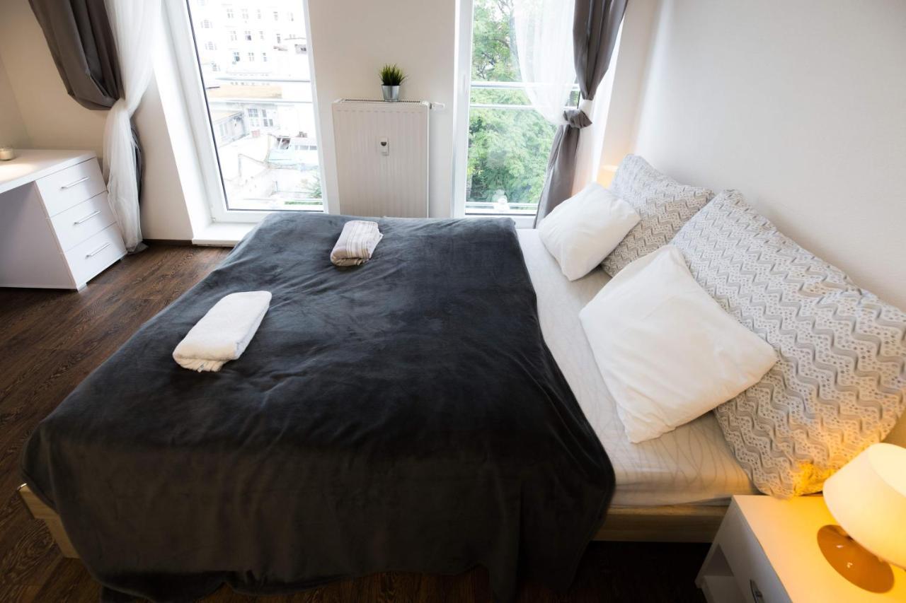 Haas Apartments Downtown With Parking Brno Exteriör bild