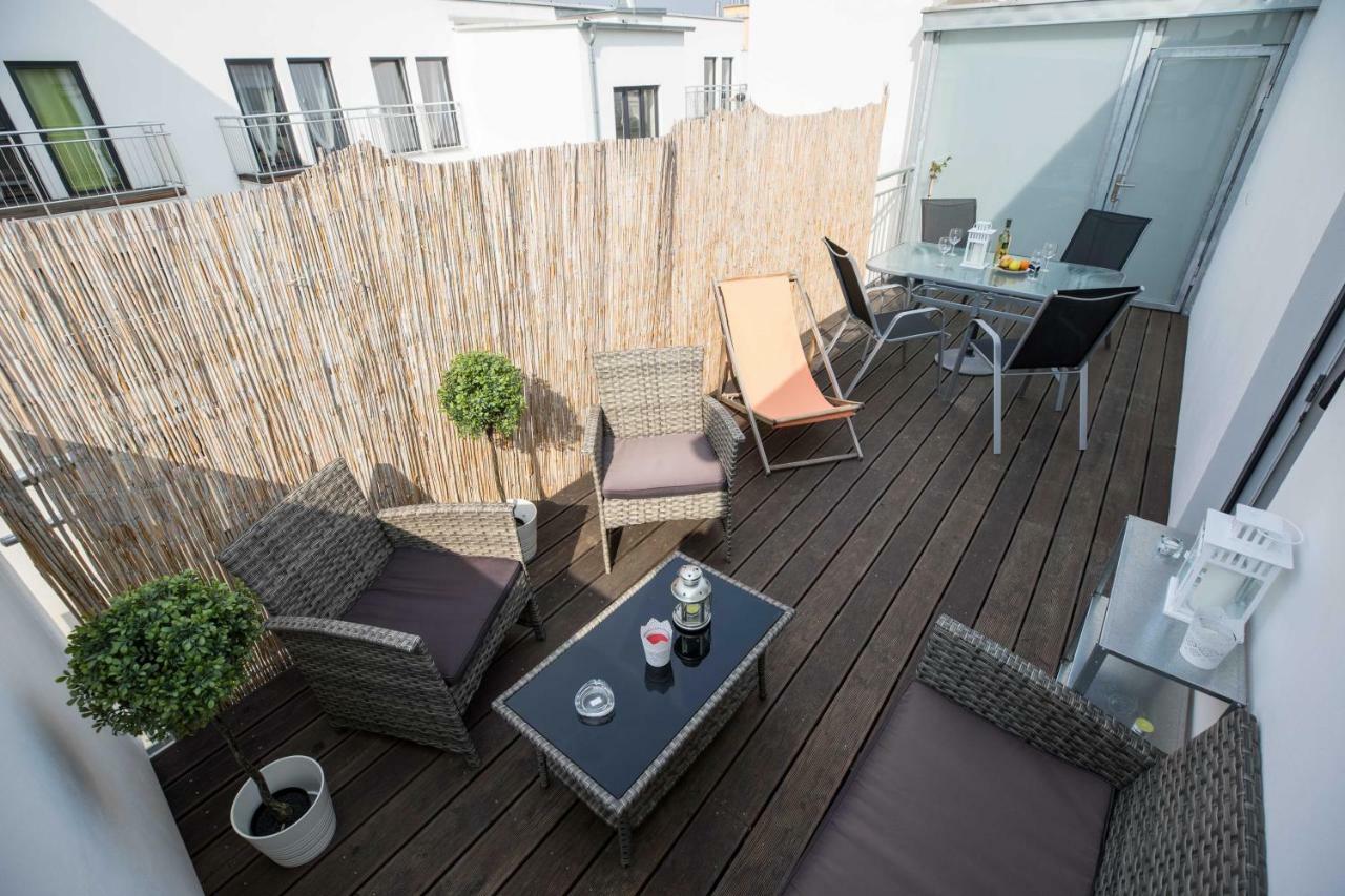 Haas Apartments Downtown With Parking Brno Exteriör bild